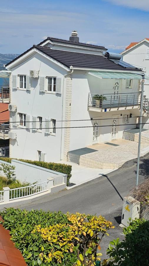Apartmani Barnjak Trogir Bagian luar foto