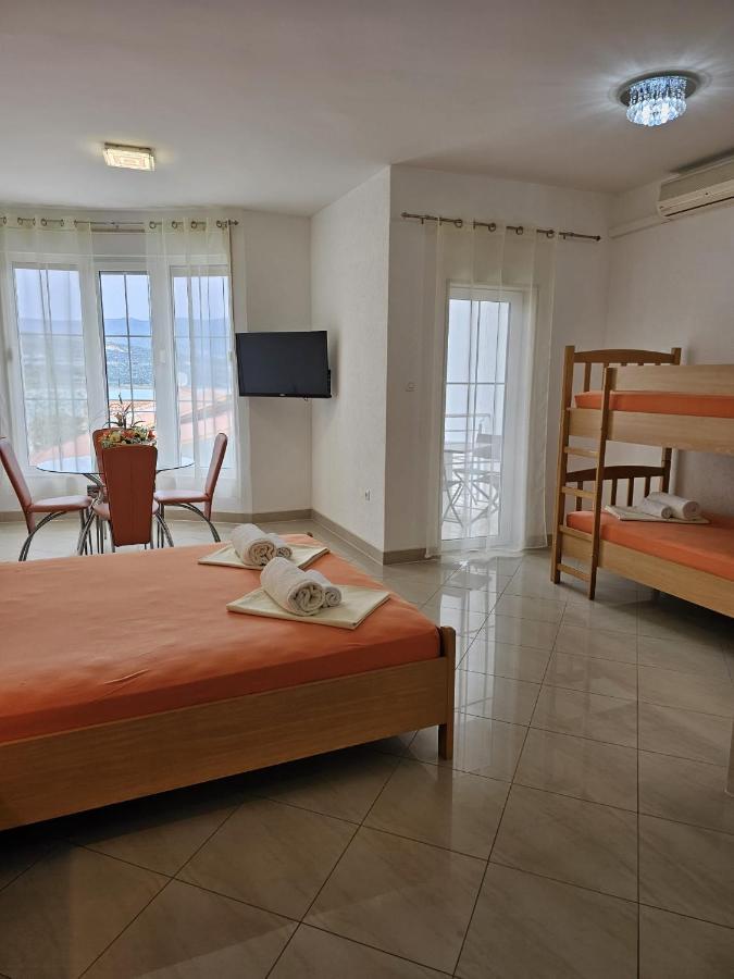 Apartmani Barnjak Trogir Bagian luar foto