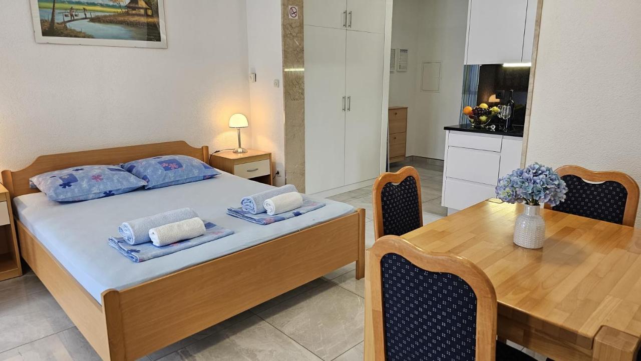 Apartmani Barnjak Trogir Bagian luar foto