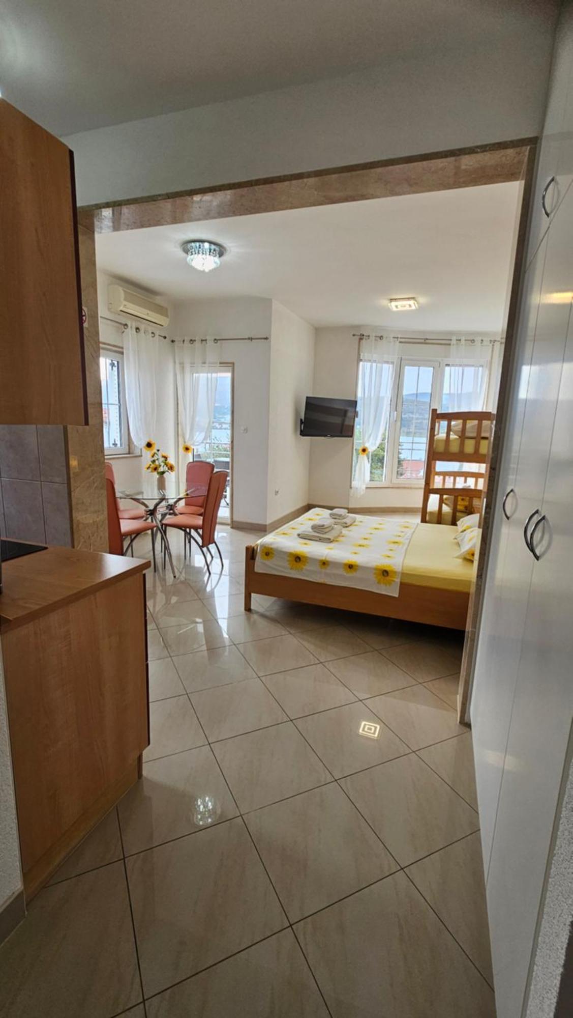 Apartmani Barnjak Trogir Bagian luar foto